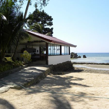 Maravilla Beach Club Tabuelan Exterior photo